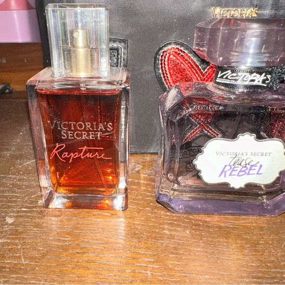 Victoria secret❣️ retired❣️ tease, rapture, or bombshell seduction - Picture 4 of 13